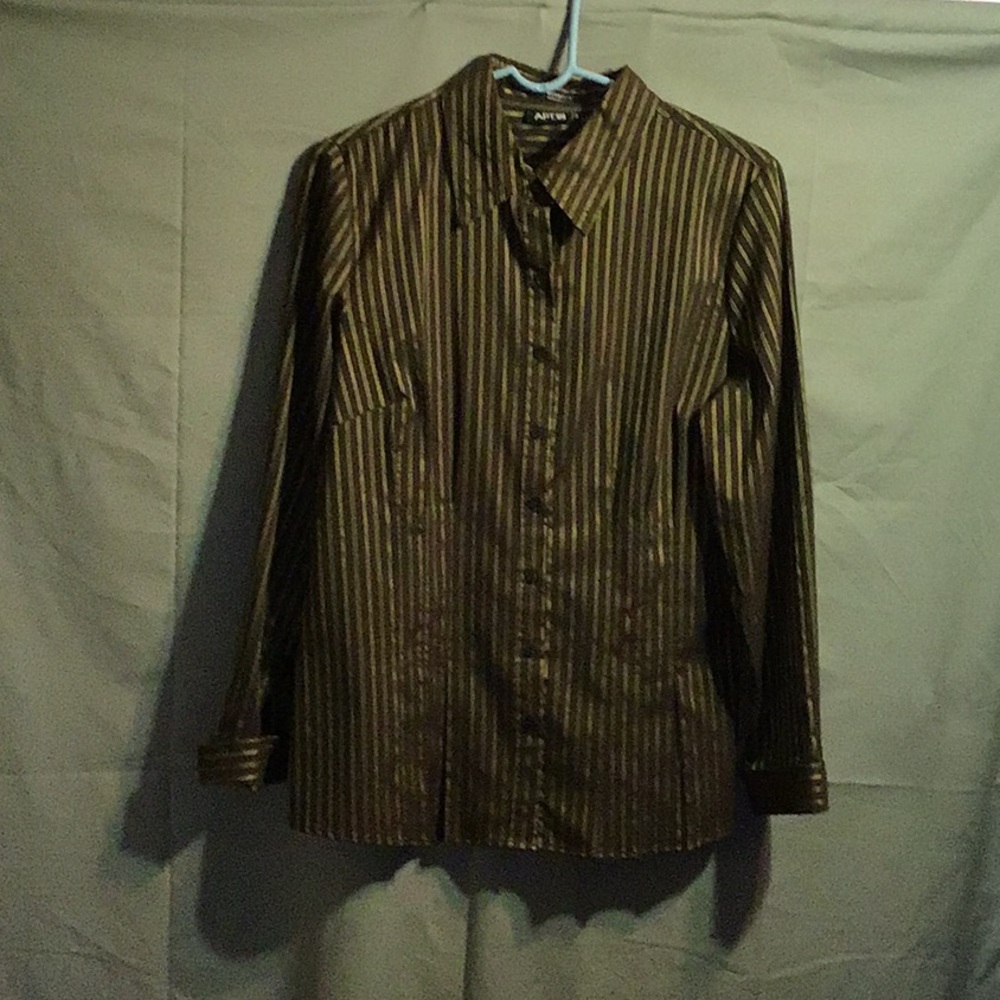 APT 9 essential women’s button down shirt sz L brown, green stripes